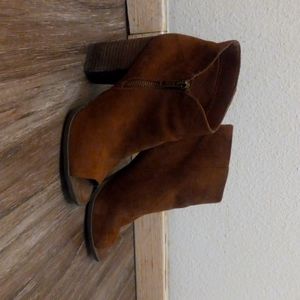 Brown Carlos 6.5 Heels